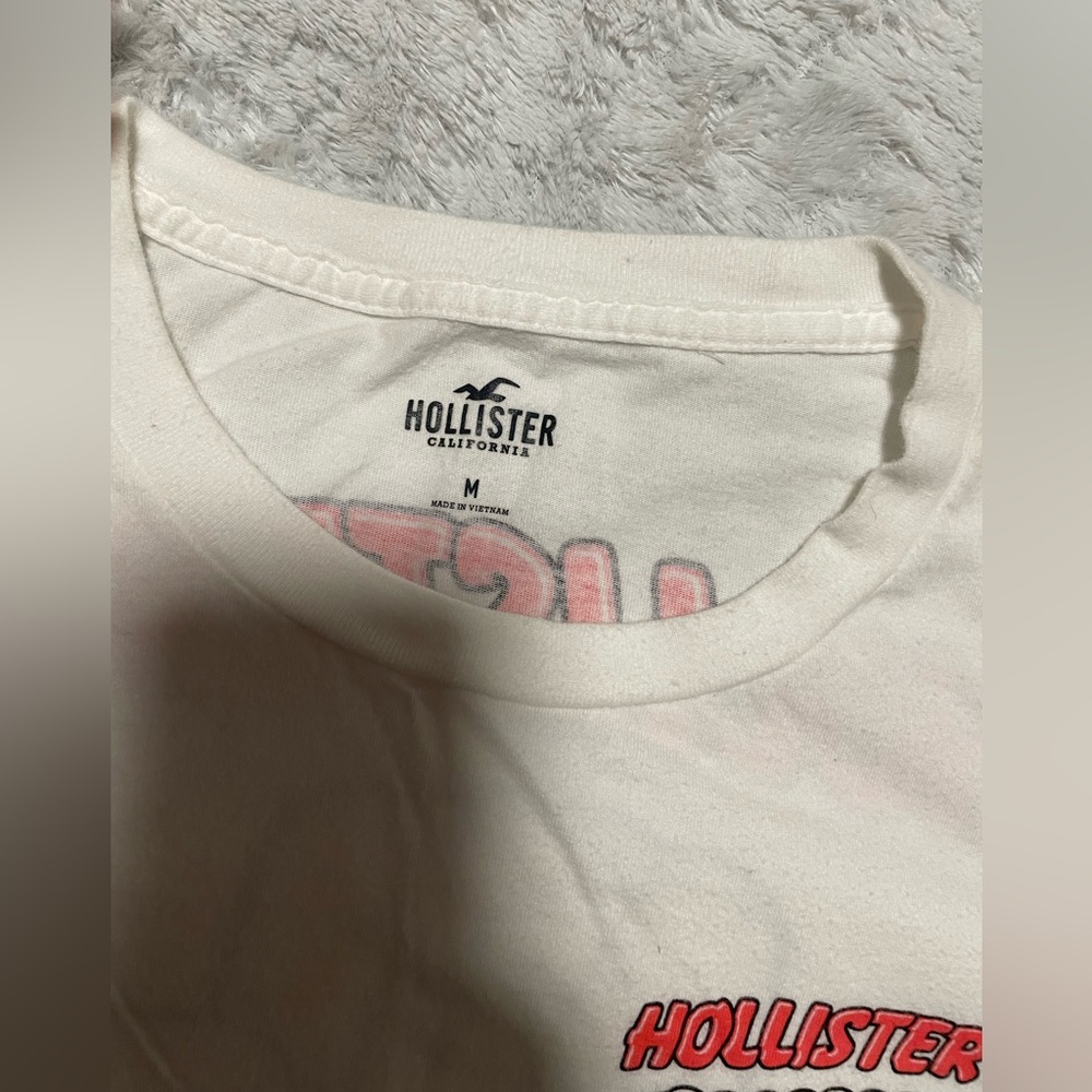 NWOT Unisex Hollister “The Co Stands For Comfort” Couch Graphic Long Sleeve - Picture 5 of 12
